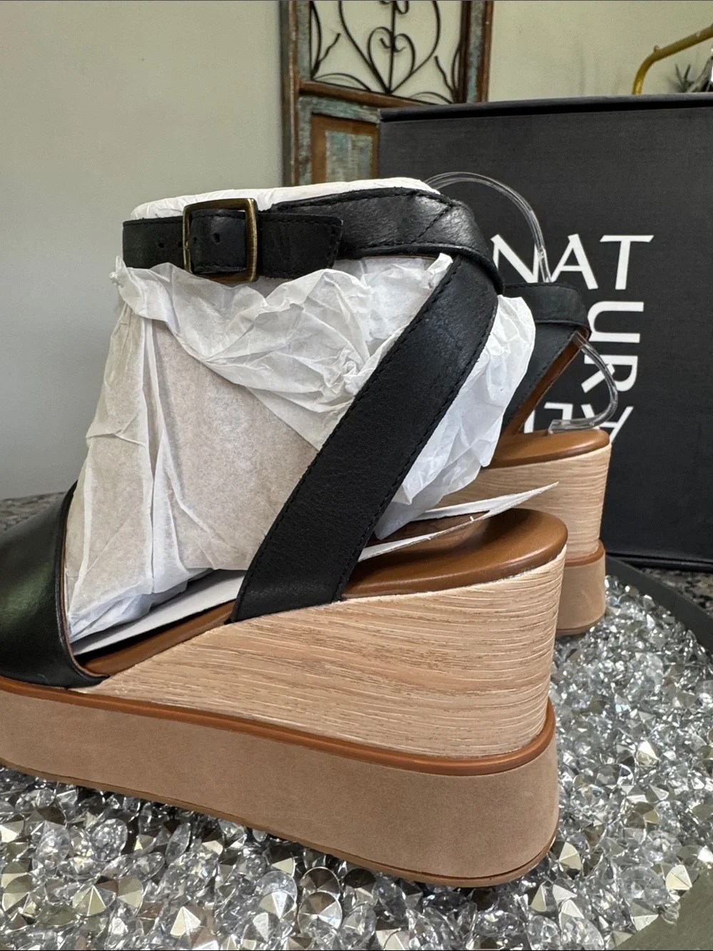 Naturalizer new box